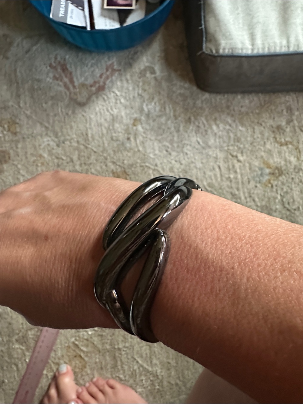 Lia Sophia Twisted Link Bracelet - Black